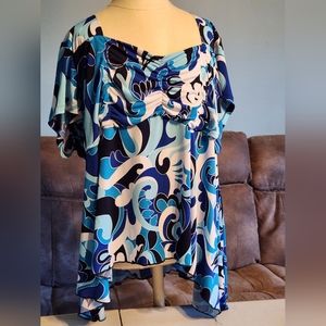 Venezia 26-28 beautiful blues! Asymmetrical hem and fitted top